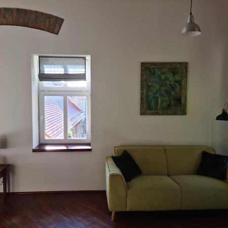 Apartament W Starej Szkole Leilighet Srebrna Góra Eksteriør bilde