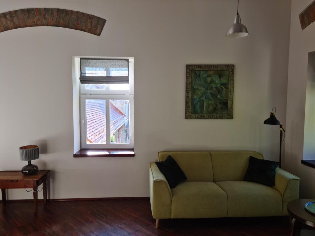 Apartament W Starej Szkole Leilighet Srebrna Góra Eksteriør bilde